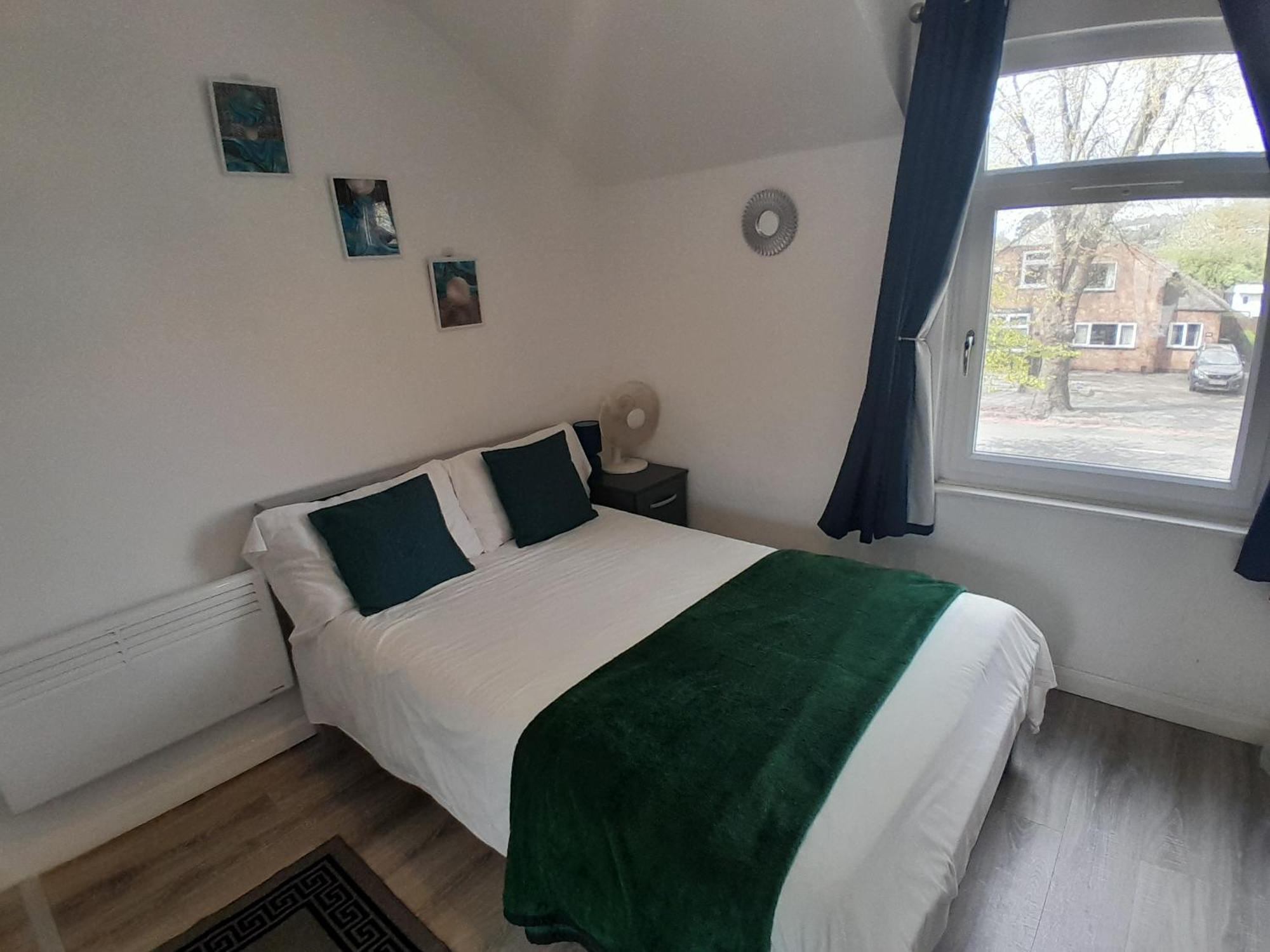The Broadway Rooms Leicester Bagian luar foto
